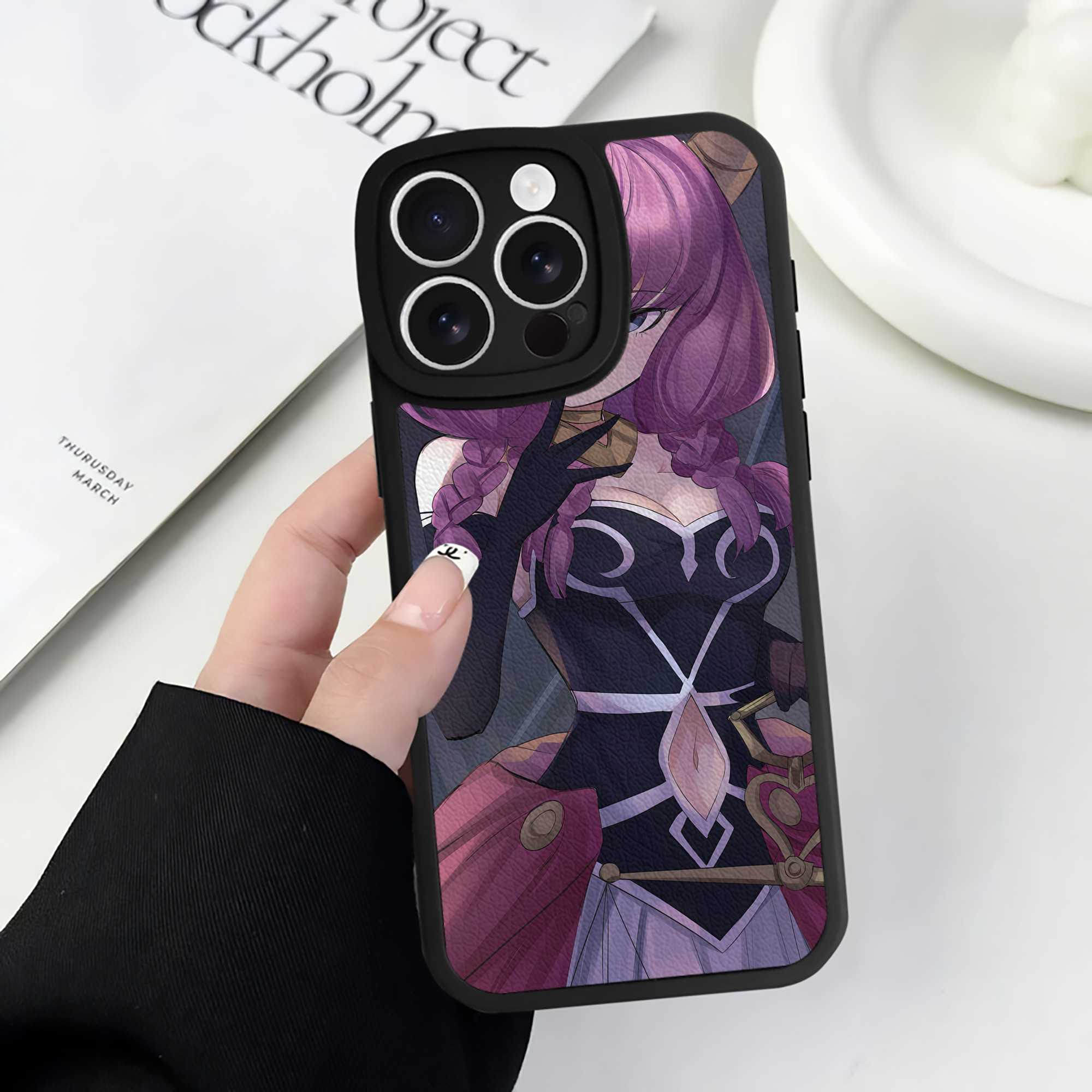（画像用） 葬送のフリーレン Frieren 【iPhone 16シリーズ対応】シリコンスマホケース（レザー調） 材質：シリコン